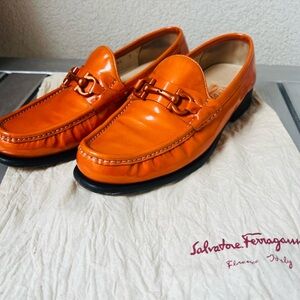 Ferragamo vernish loafers